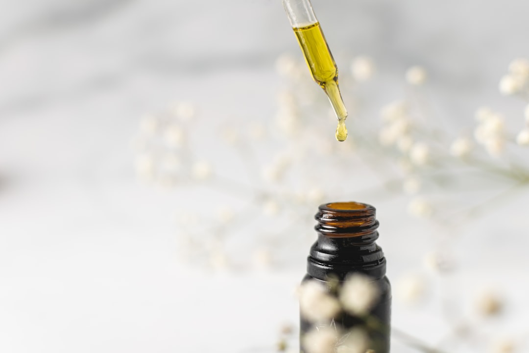 5 Common Mistakes with Fragrance Blending & Cure Time (And How to Avoid Them)