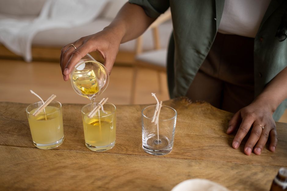 A Realistic Routine for Pour Temperatures & Smooth Tops That Fits a Busy Life